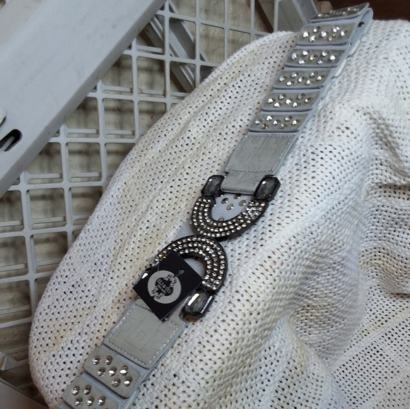 Boutique pearl grey stretch belt with rhinestone accents and buckle OSFM - Picture 1 of 15